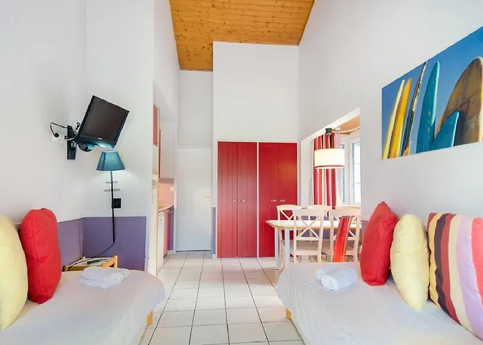 - Maeva Moliets-et-Maa