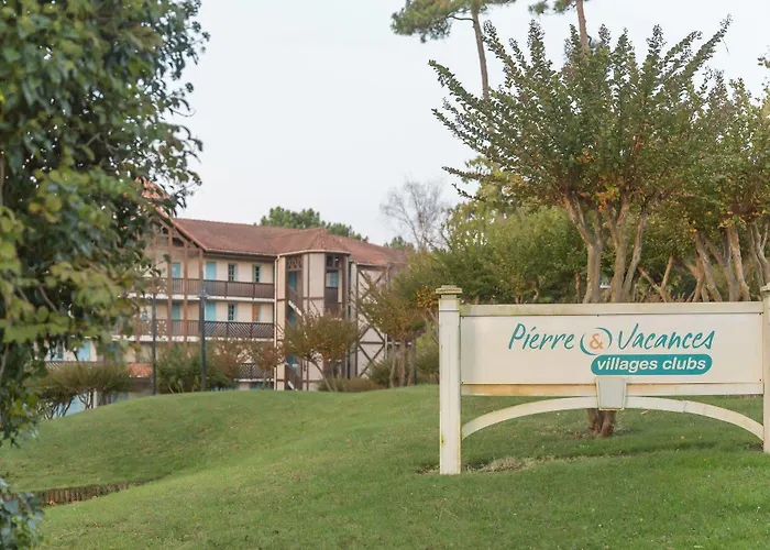 - Maeva Moliets-et-Maa