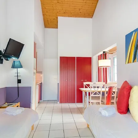 - Maeva Moliets-et-Maa